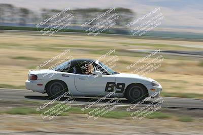 media/Jun-01-2024-CalClub SCCA (Sat) [[0aa0dc4a91]]/Group 3/Race/